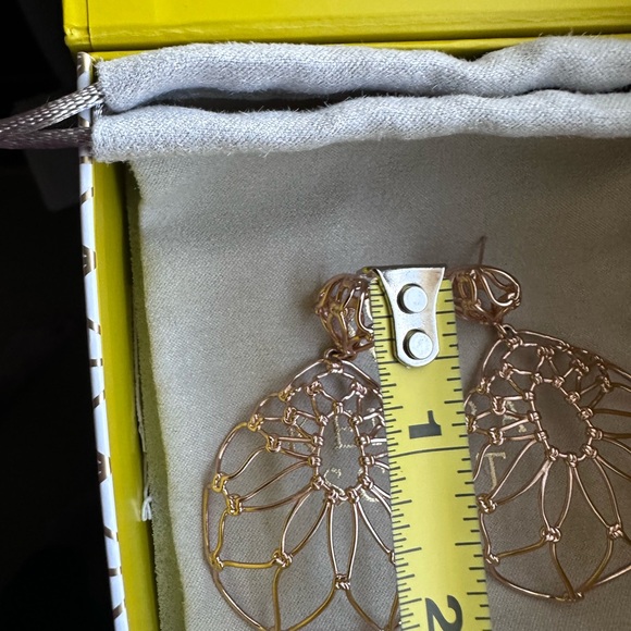 Kendra Scott Hallie Rose Gold Earrings - Picture 4 of 6